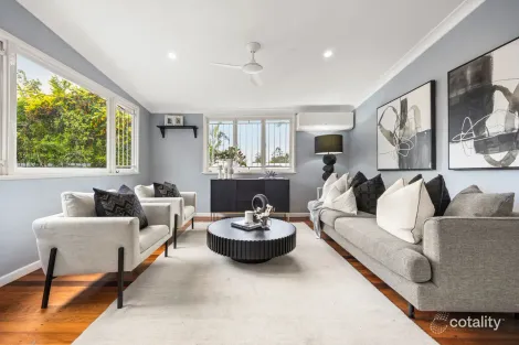 Property photo of 35 Lentara Street Kenmore QLD 4069