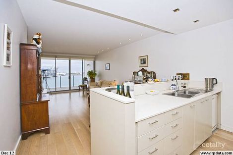 Property photo of 303/7 Honeysuckle Drive Newcastle NSW 2300