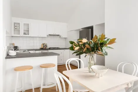 Property photo of 14 Carool Road Ashburton VIC 3147