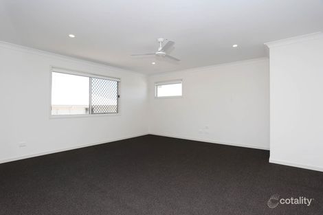 Property photo of 17 Groeschel Court Goodna QLD 4300
