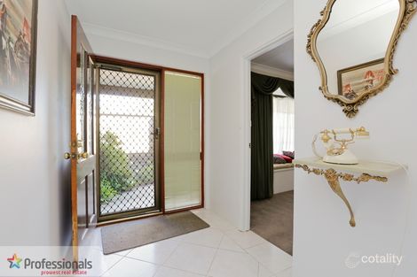 Property photo of 14 Burnby Cross Leeming WA 6149