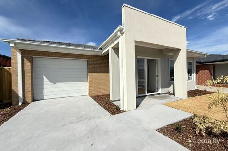 11 Handley Cres, Officer, VIC 3809