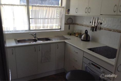 Property photo of 4/28 Fourth Avenue Sandgate QLD 4017