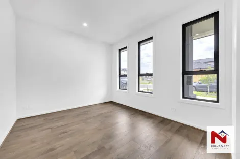 Property photo of 18 Arkbar Avenue Deanside VIC 3336