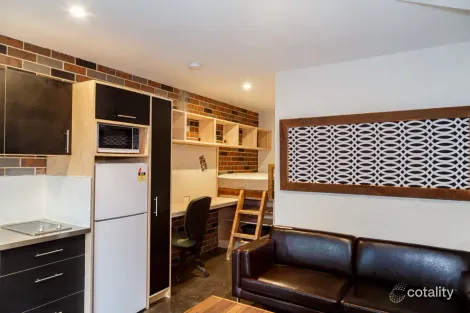 Property photo of 2/120 Pittwater Road Manly NSW 2095