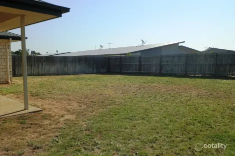 Property photo of 67 Lakeside Drive Emerald QLD 4720