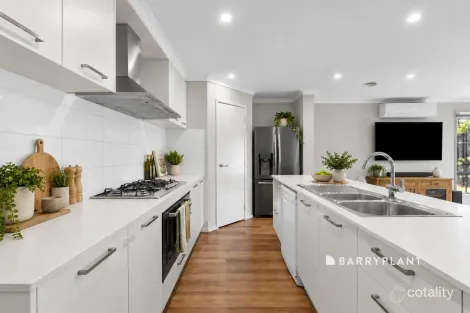 Property photo of 16 Lindenderry Road Botanic Ridge VIC 3977