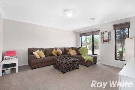 Property photo of 3 Sweet Pea Drive Pakenham VIC 3810