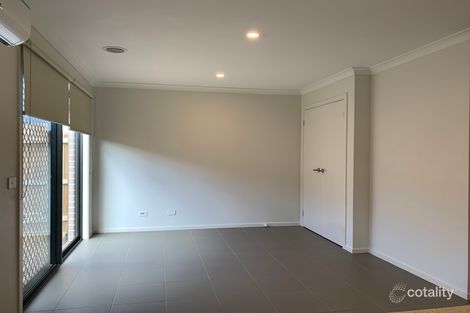 Property photo of 20 Dutchelm Avenue Werribee VIC 3030