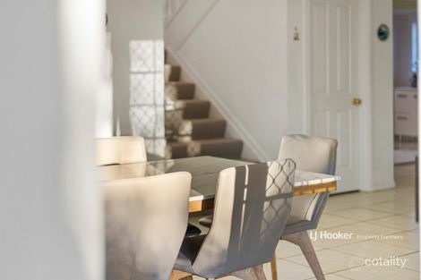 Property photo of 58 Lindfield Circuit Robertson QLD 4109