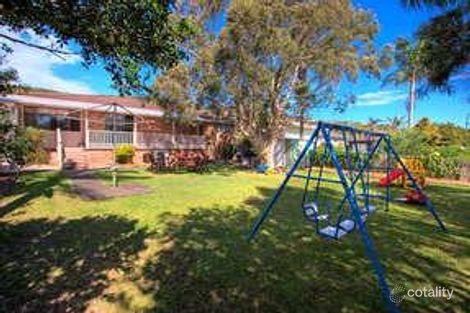 68 Lowanna Ave, Forresters Beach, NSW 2260