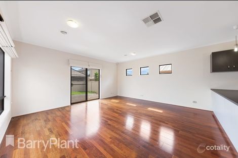 3 Clonandra Lane, Caroline Springs, VIC 3023