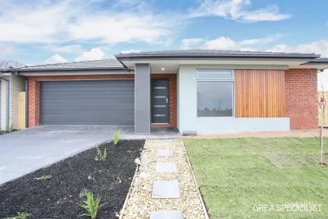 Property photo of 42 Claudia Crescent Kurunjang VIC 3337