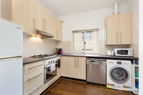 Property photo of 12/75 Kirribilli Avenue Kirribilli NSW 2061