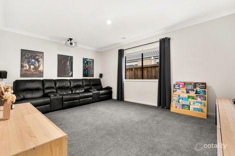 73 Kenneth Rd, Officer, VIC 3809