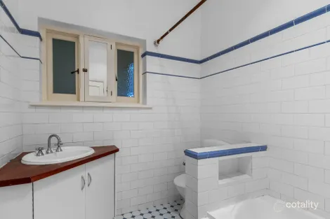 25 King St, Clare, SA 5453