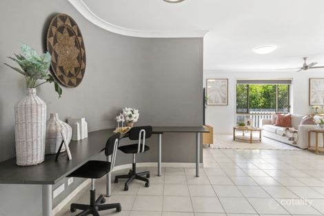 Property photo of 118 Sheehan Avenue Hope Island QLD 4212