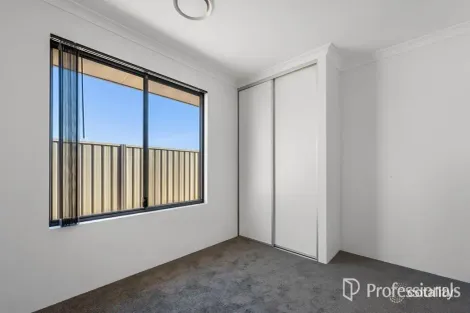 Property photo of 6 Poseidon Way Glenfield WA 6532