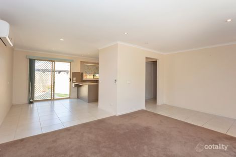 Property photo of 2/34 Saville Avenue Lavington NSW 2641