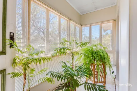 Property photo of 86 Boundary Road Indooroopilly QLD 4068