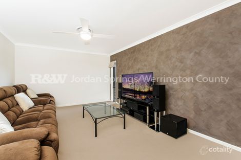 Property photo of 7 Bowral Grove Jordan Springs NSW 2747