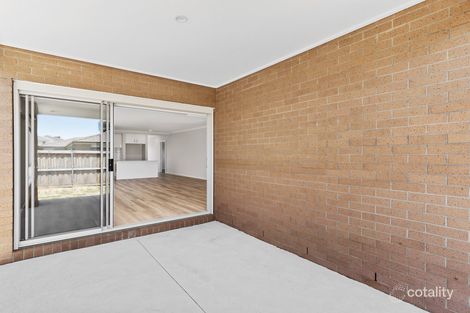 Property photo of 27 Grevillea Drive Mount Duneed VIC 3217