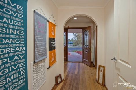 Property photo of 12 Nabilla Court Pakenham VIC 3810