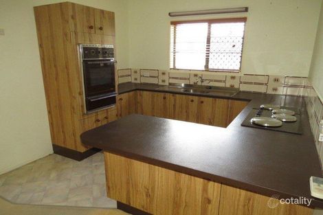 Property photo of 2/13 Bower Street Caloundra QLD 4551