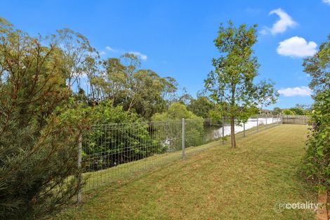 10 Daphne Ct, Torquay, QLD 4655