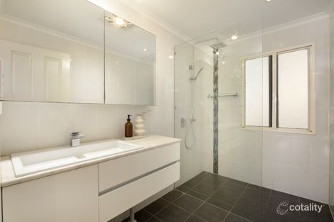 Property photo of 5 Rotary Crescent Redcliffe QLD 4020