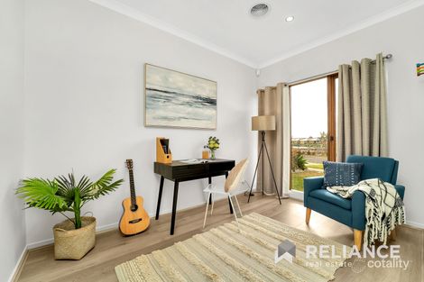 Property photo of 63 Bondi Parade Point Cook VIC 3030