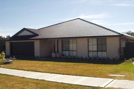 Property photo of 14 Birch Drive Hamlyn Terrace NSW 2259