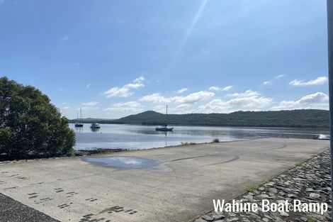 73 Minjerriba Rd, Russell Island, QLD 4184