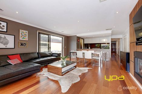 Property photo of 42 Biltmore Crescent Roxburgh Park VIC 3064