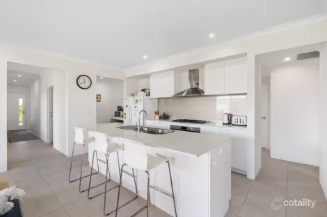 Property photo of 23 Chicago Way Dunsborough WA 6281