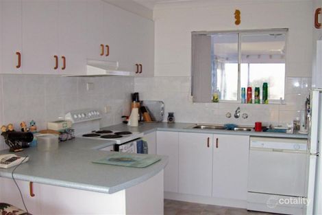 Property photo of 34 Honeysuckle Street Brooms Head NSW 2463