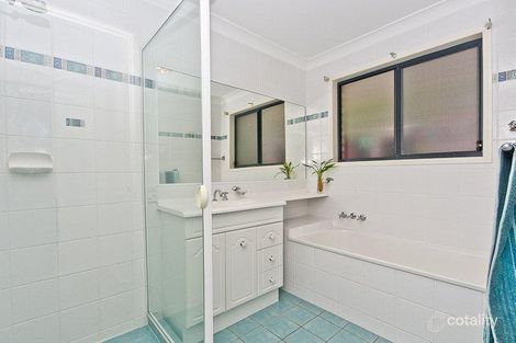 Property photo of 46 Guara Grove Pimpama QLD 4209