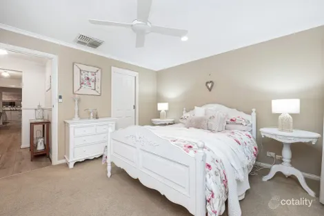 Property photo of 18 Carlyle Crescent Pooraka SA 5095