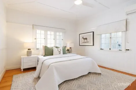 Property photo of 34 Burns Parade Chapel Hill QLD 4069