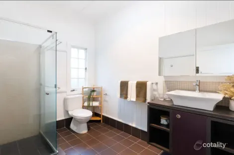 Property photo of 34 Burns Parade Chapel Hill QLD 4069