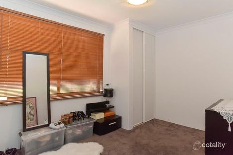Property photo of 39 Wyperfeld Gardens Ballajura WA 6066