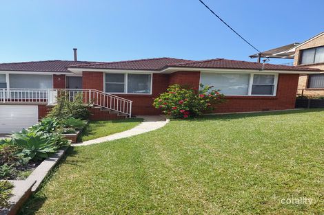 3 Ian Bruce Cres, Balgownie, NSW 2519