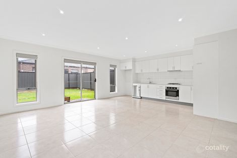 Property photo of 13 Bluebell Drive Craigieburn VIC 3064