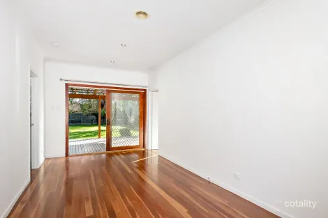 Property photo of 16 Ivan Avenue Edithvale VIC 3196