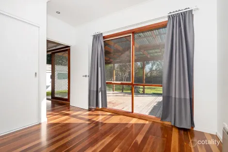 Property photo of 16 Ivan Avenue Edithvale VIC 3196