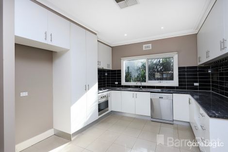 Property photo of 31 Chatsworth Avenue Ardeer VIC 3022