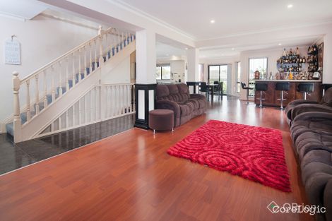 Property photo of 17 William Hovell Drive Endeavour Hills VIC 3802