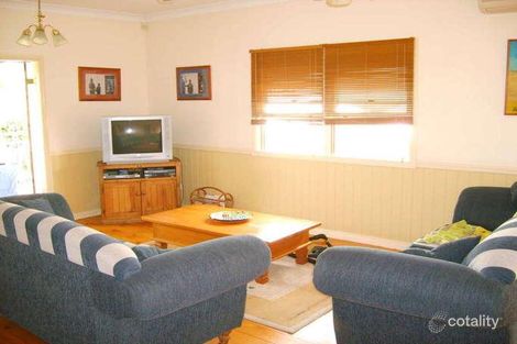 Property photo of 32 Park Road West Dutton Park QLD 4102