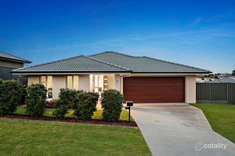 7 Vesta St, Cameron Park, NSW 2285