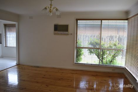 18 Barclay Dr, Cheltenham, VIC 3192